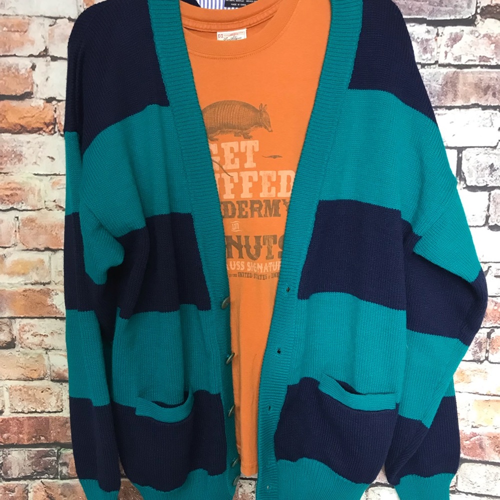 Oversize sweater by Graphix